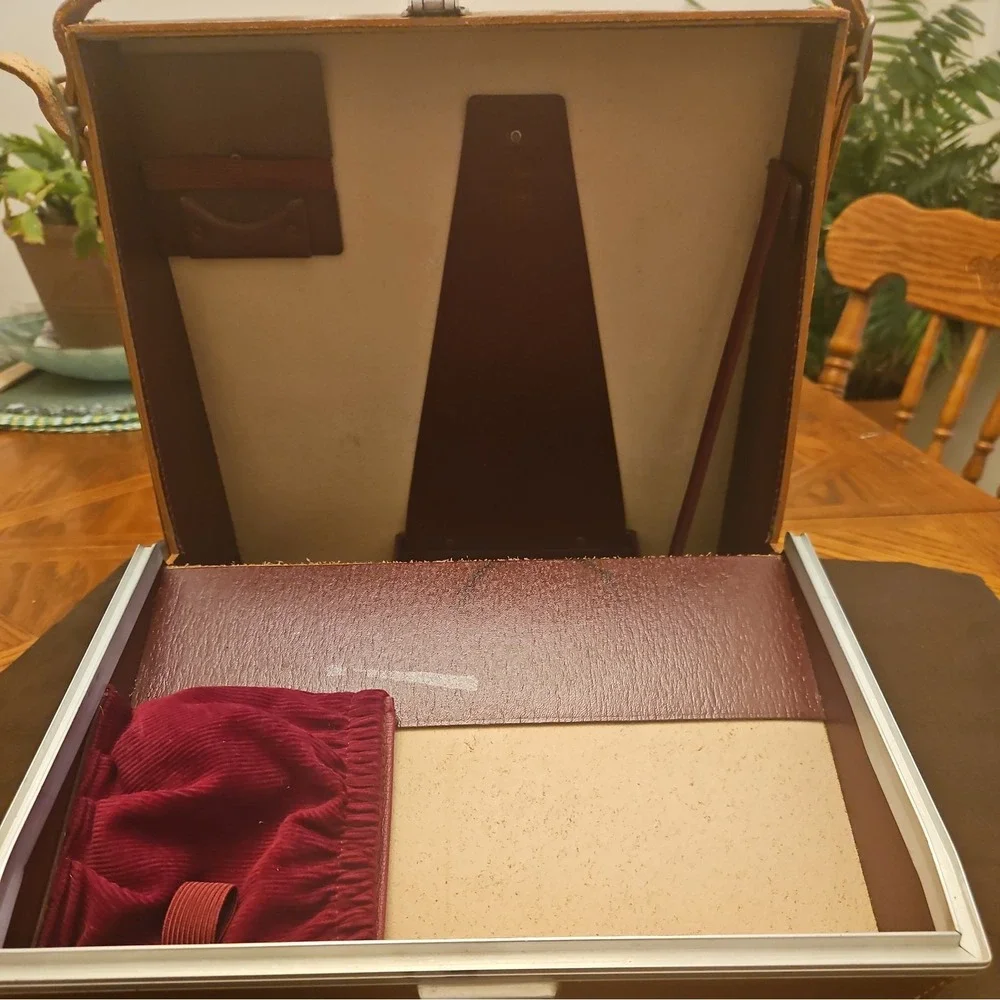 Vintage Polaroid Brown Carrying Hard Shell‎ Case With Snap Lock, Case Only